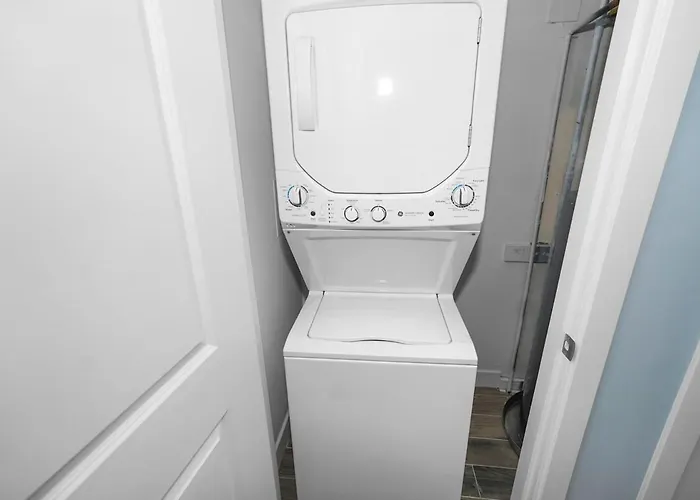 Modern 3br Retreat Near United Center & West Loop Apartment *