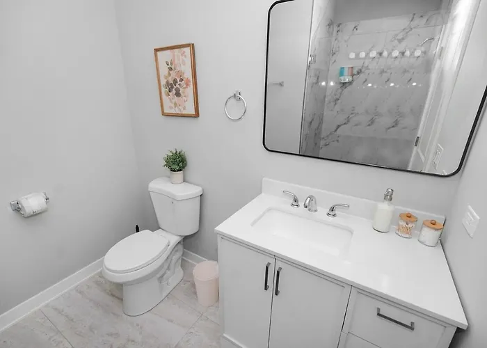 Apartment Modern 3br Retreat Near United Center & West Loop *